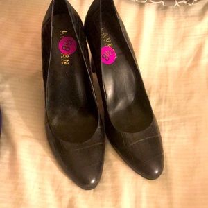 Ralph Lauren black pumps. New. Never worn 8.5 woman’s medium alligator print